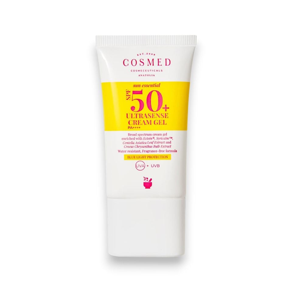 Cosmed Sun Essential Ultrasense Cream Gel Hassas ve Kızarıklığa Eğilimli Ciltler İçin Yatıştırıcı Sakinleştirici Yüz Güneş Kremi - Yeni Nesil Filtreler 40 ml