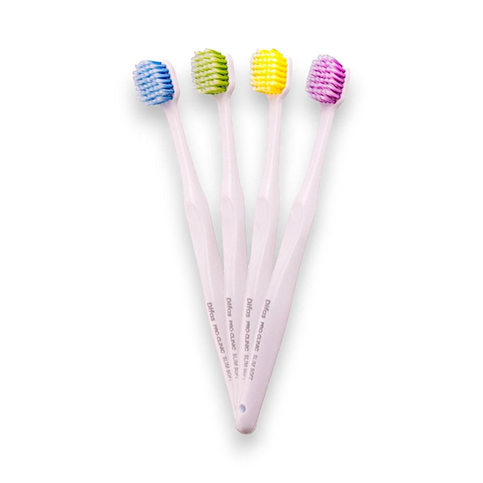 Difaş Pro-Clinic Slim Soft Diş Fırçası Seyahat Kutulu 0,01 Mm